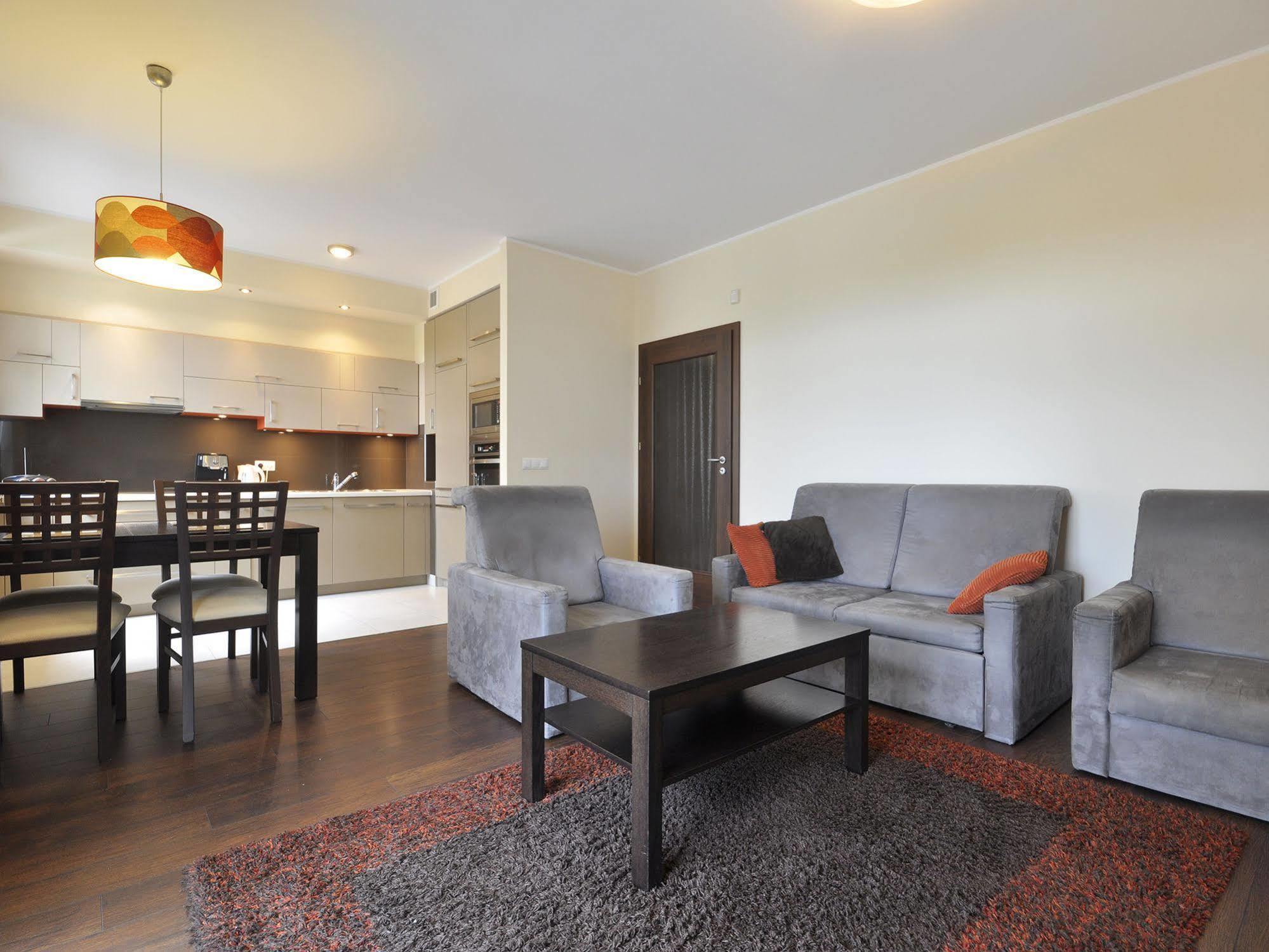 Dom & House - Apartments Sopot Kamienny Potok Esterno foto