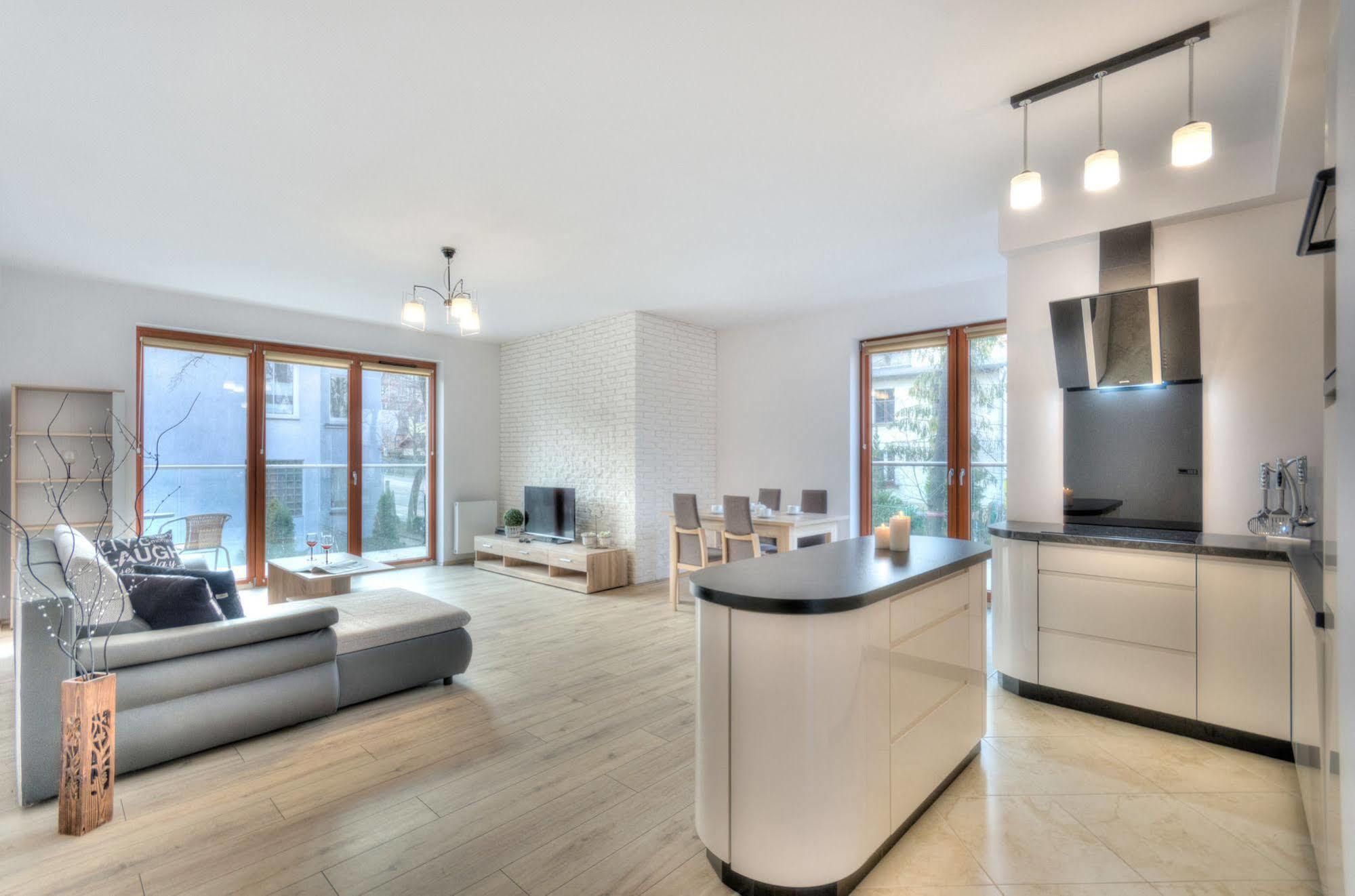 Dom & House - Apartments Sopot Kamienny Potok Esterno foto