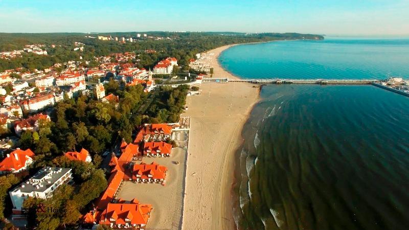 Dom & House - Apartments Sopot Kamienny Potok Esterno foto